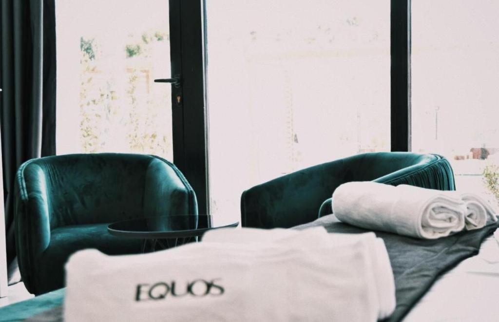 Equos Resort Hotel ティラナ エクステリア 写真