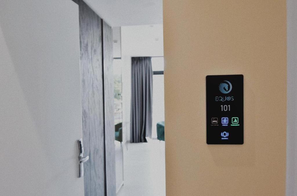 Equos Resort Hotel ティラナ エクステリア 写真